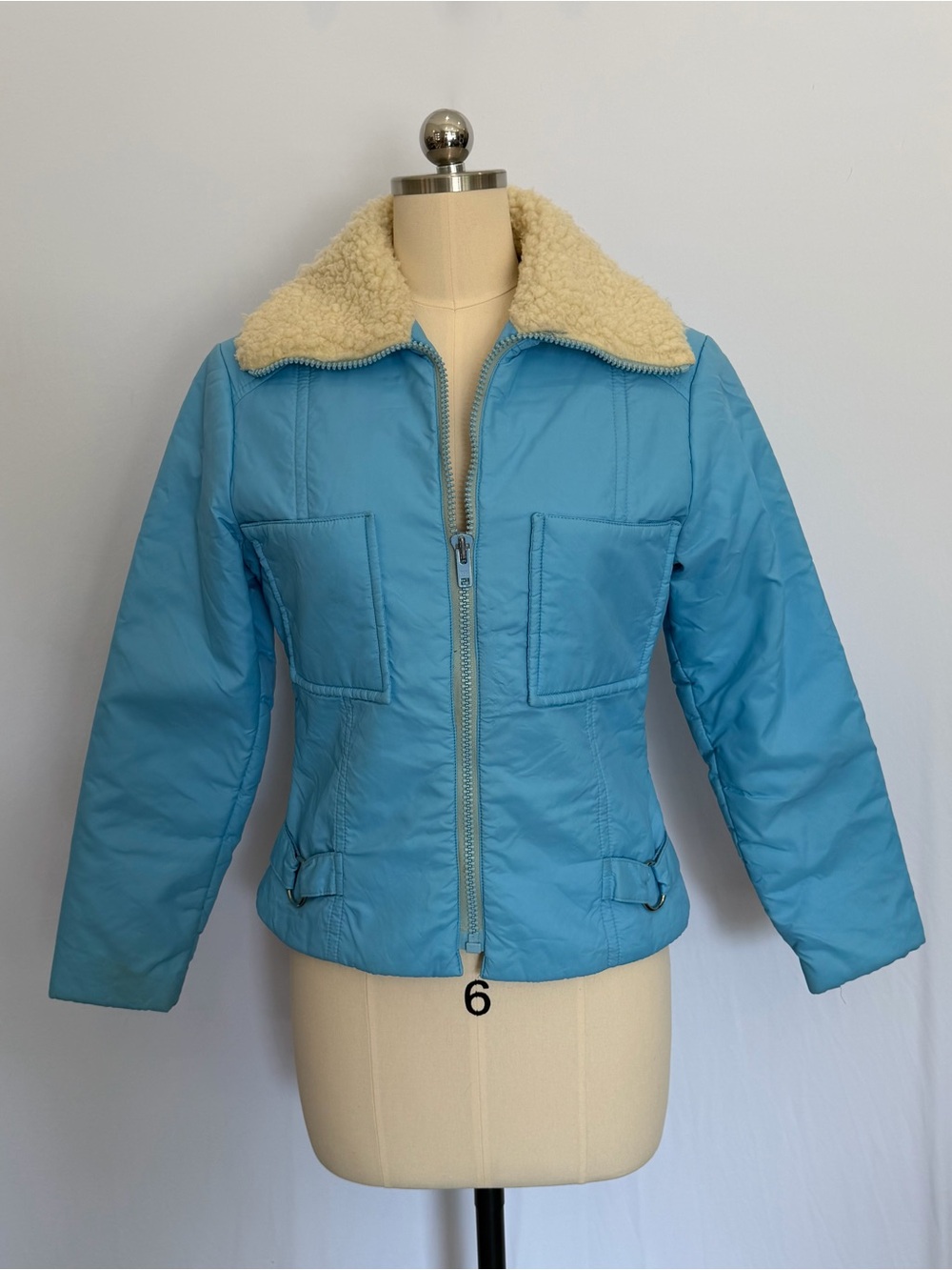 1970s Vintage Aspen Skiwear Womens Powder Blue Puffer Jacket - Size M